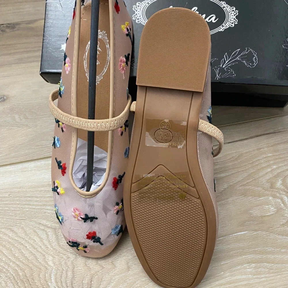 Atalina Embroidered Floral Mesah Mary Jane Flats - Nude/Blush - NWT - Picture 6 of 10